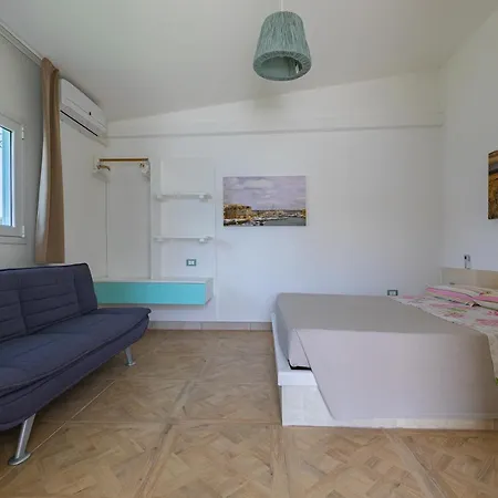 Holiday home Case Vacanza Gli Oleandri Otranto