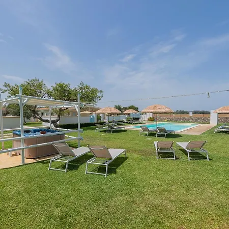 Case Vacanza Gli Oleandri Holiday home *