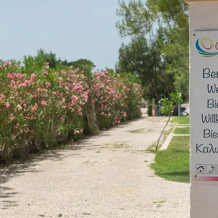 Case Vacanza Gli Oleandri Holiday home *